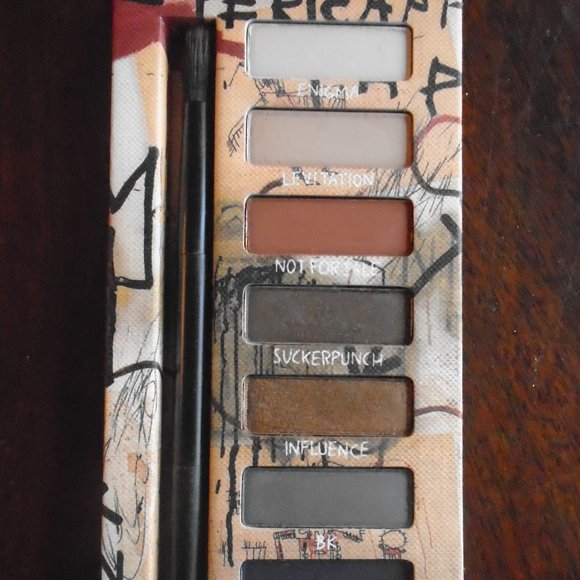 Urban Decay Jean-Michel Basquiat Eyeshadow Palette - Picture 5 of 6